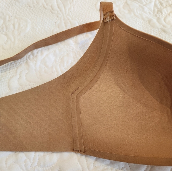 Knix bra, size 3, Nude/Camel Colour - Picture 5 of 6